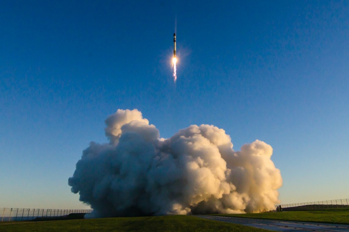 RocketLab F7 SimonMoffatt SamToms sml